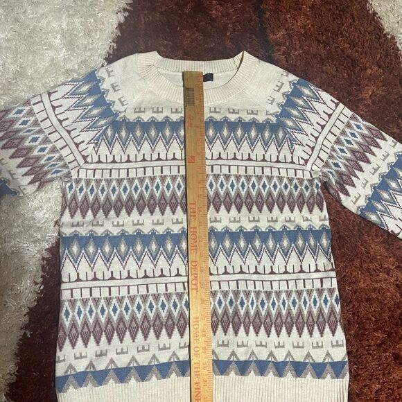 Geometric Patterned Sweater - Cream and Blue - Picture 6 of 6